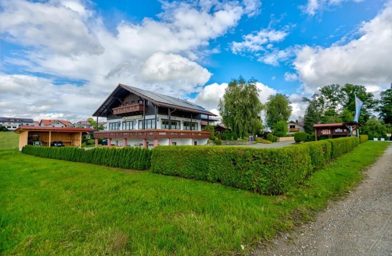 Cafe Zum Toni Hotel Thyrnau ภายนอก รูปภาพ