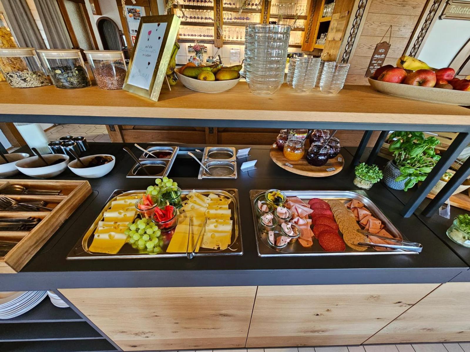 Cafe Zum Toni Hotel Thyrnau ภายนอก รูปภาพ