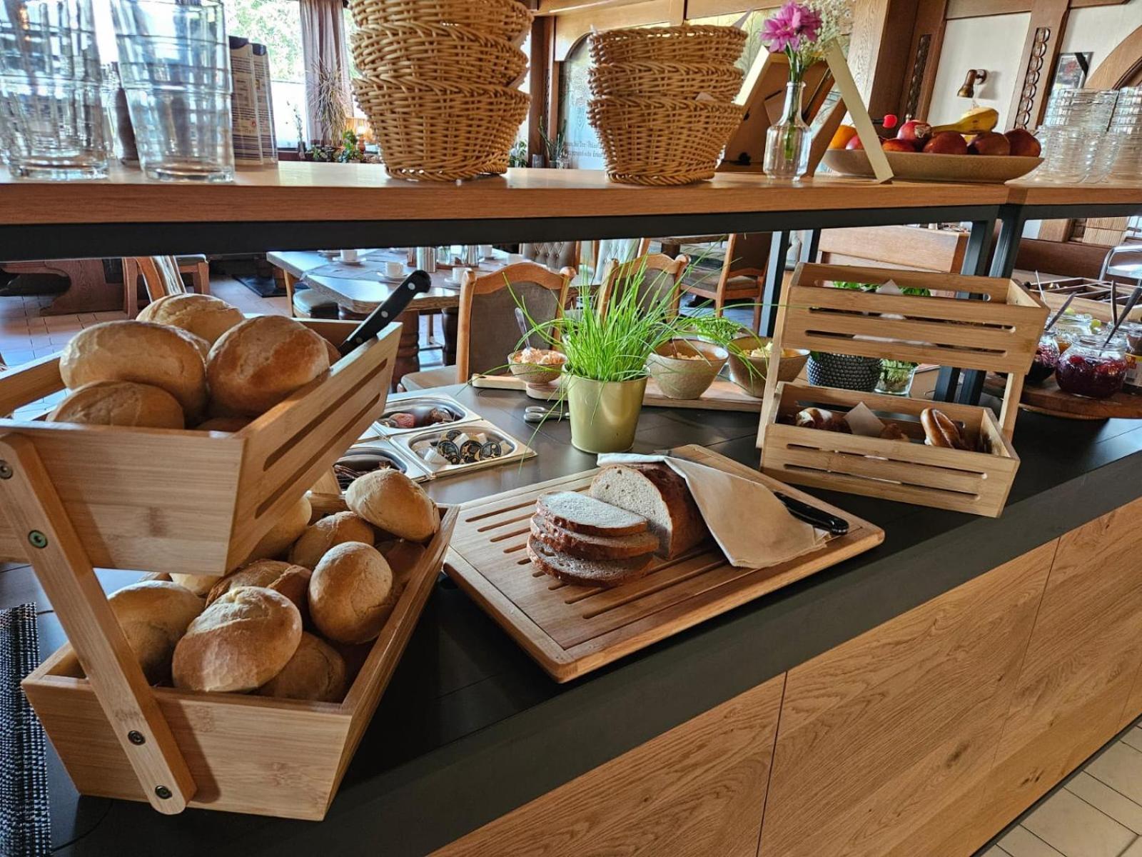 Cafe Zum Toni Hotel Thyrnau ภายนอก รูปภาพ